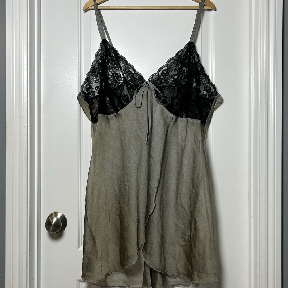 Cacique Black Floral Lace Bodice Taupe Satin Chemise Slip Coquette Goth Style - Picture 1 of 2